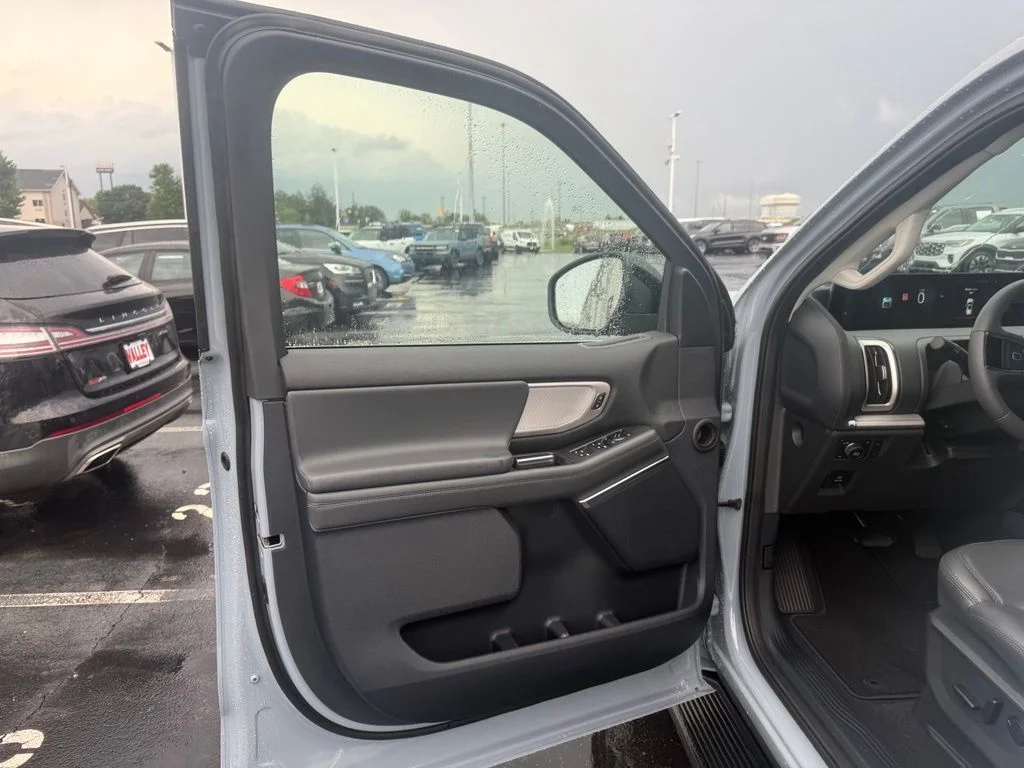 New 2026 Glacier Gray Metallic Tri-Coat Ford Active image 12