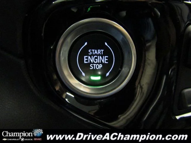 Used 2022 Onyx Black GMC SLT image 40