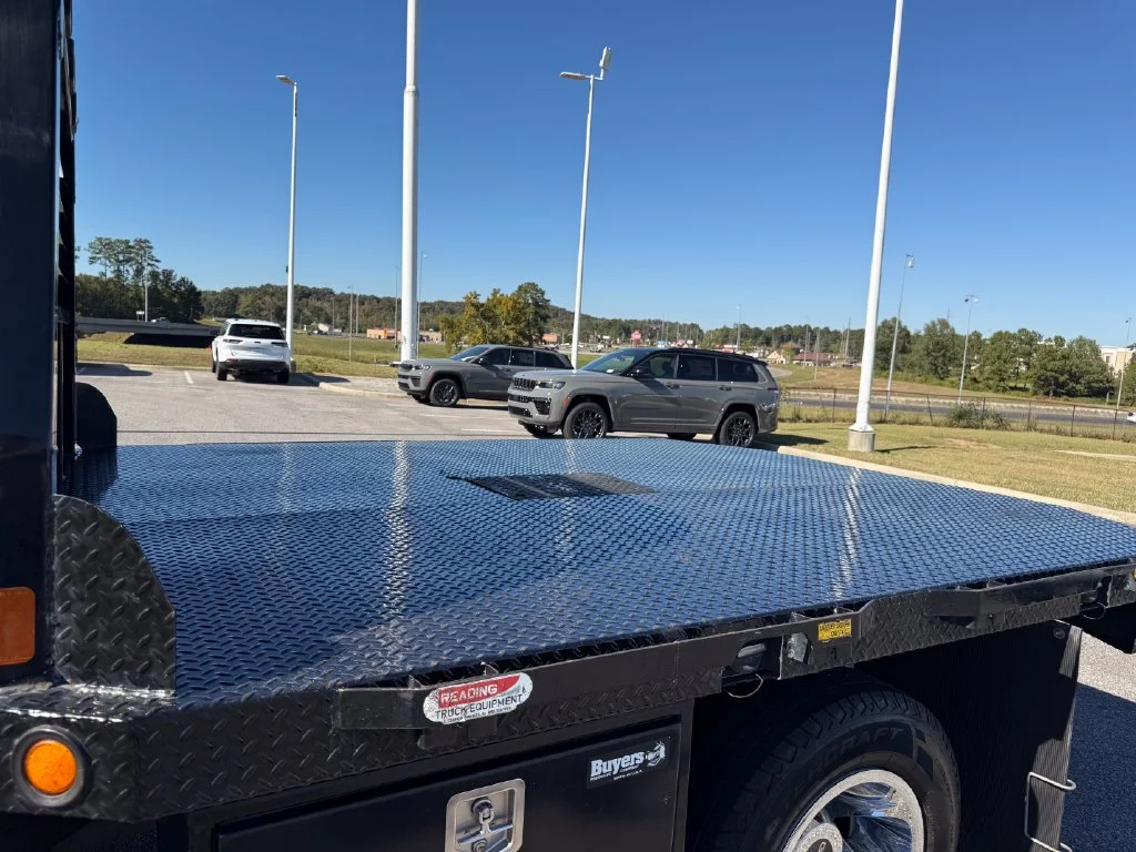 Used 2022 White GMC Pro image 21