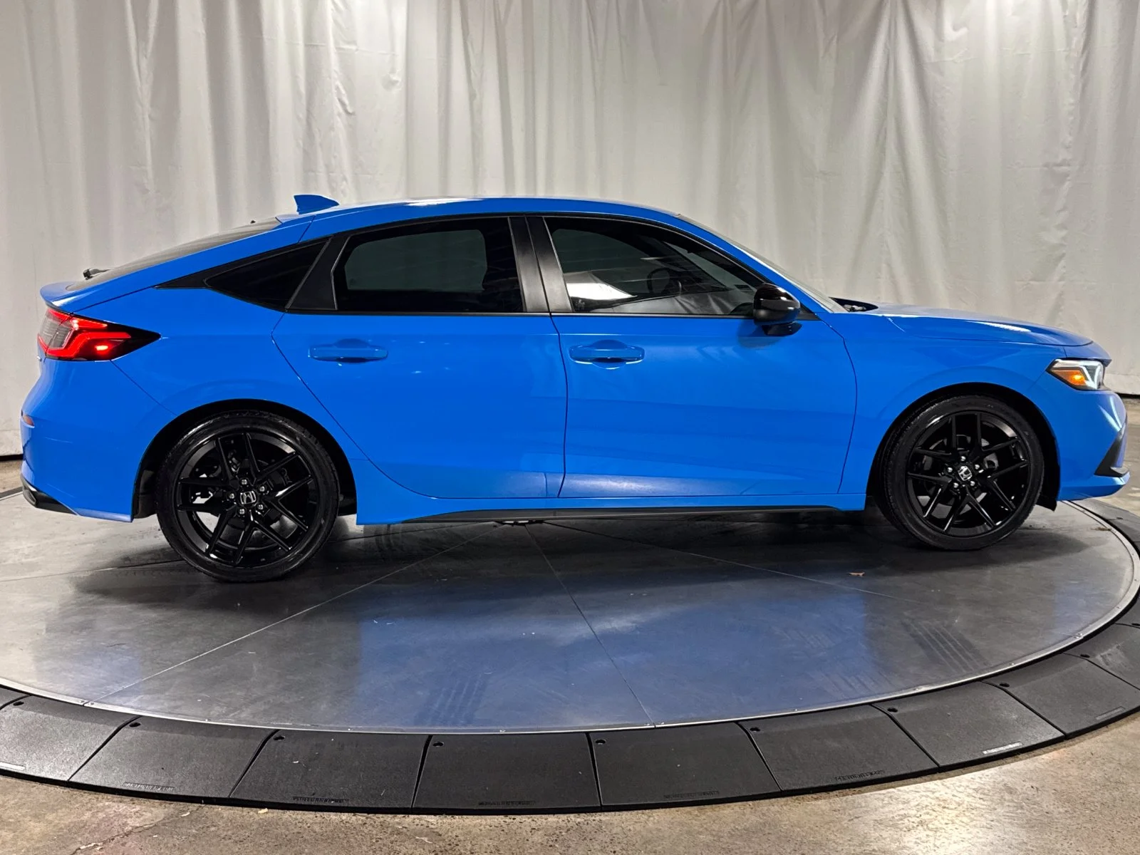 2024 Honda Civic Hatchback Sport - Photo 6