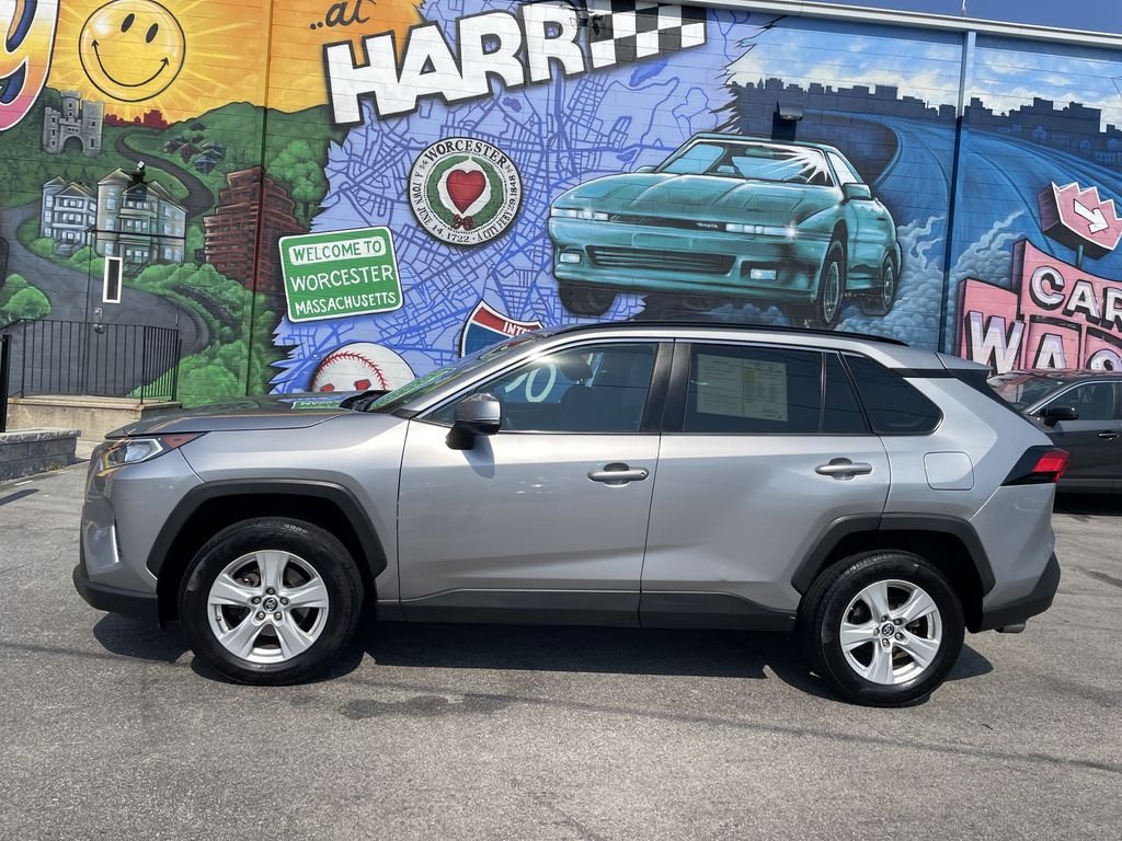 Used 2019 Toyota RAV4 XLE with VIN 2T3P1RFV9KW006817 for sale in Worcester, MA