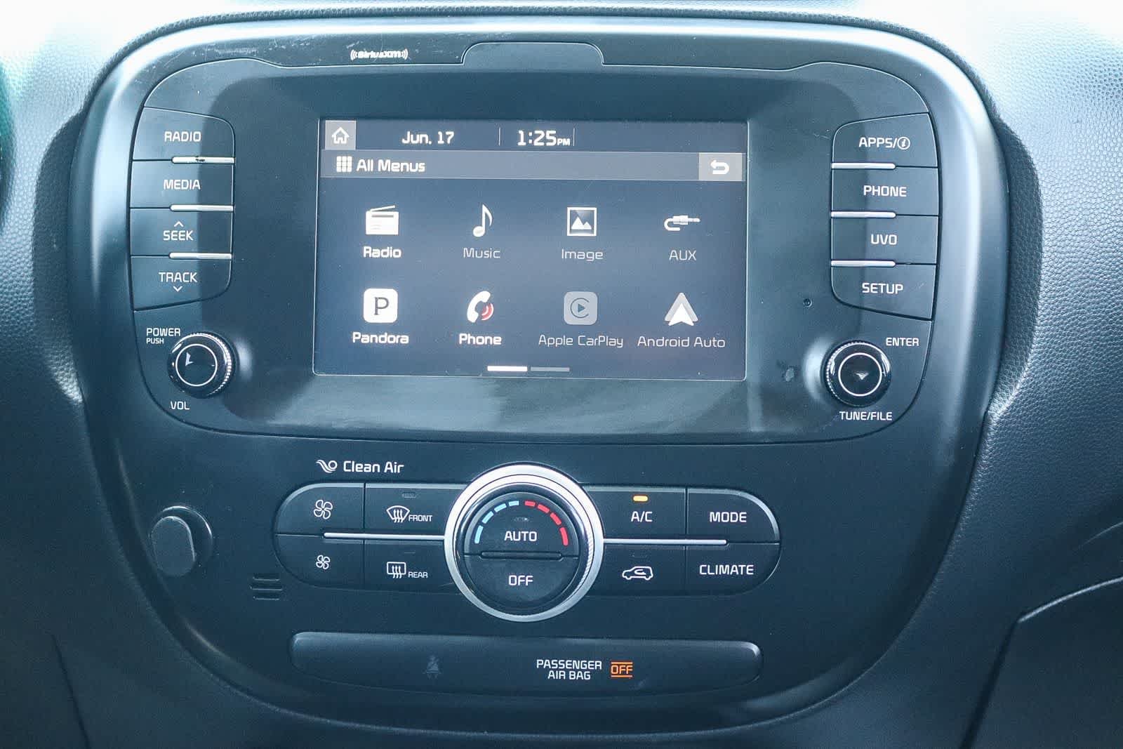 Used 2018 Inferno Red Kia + image 12