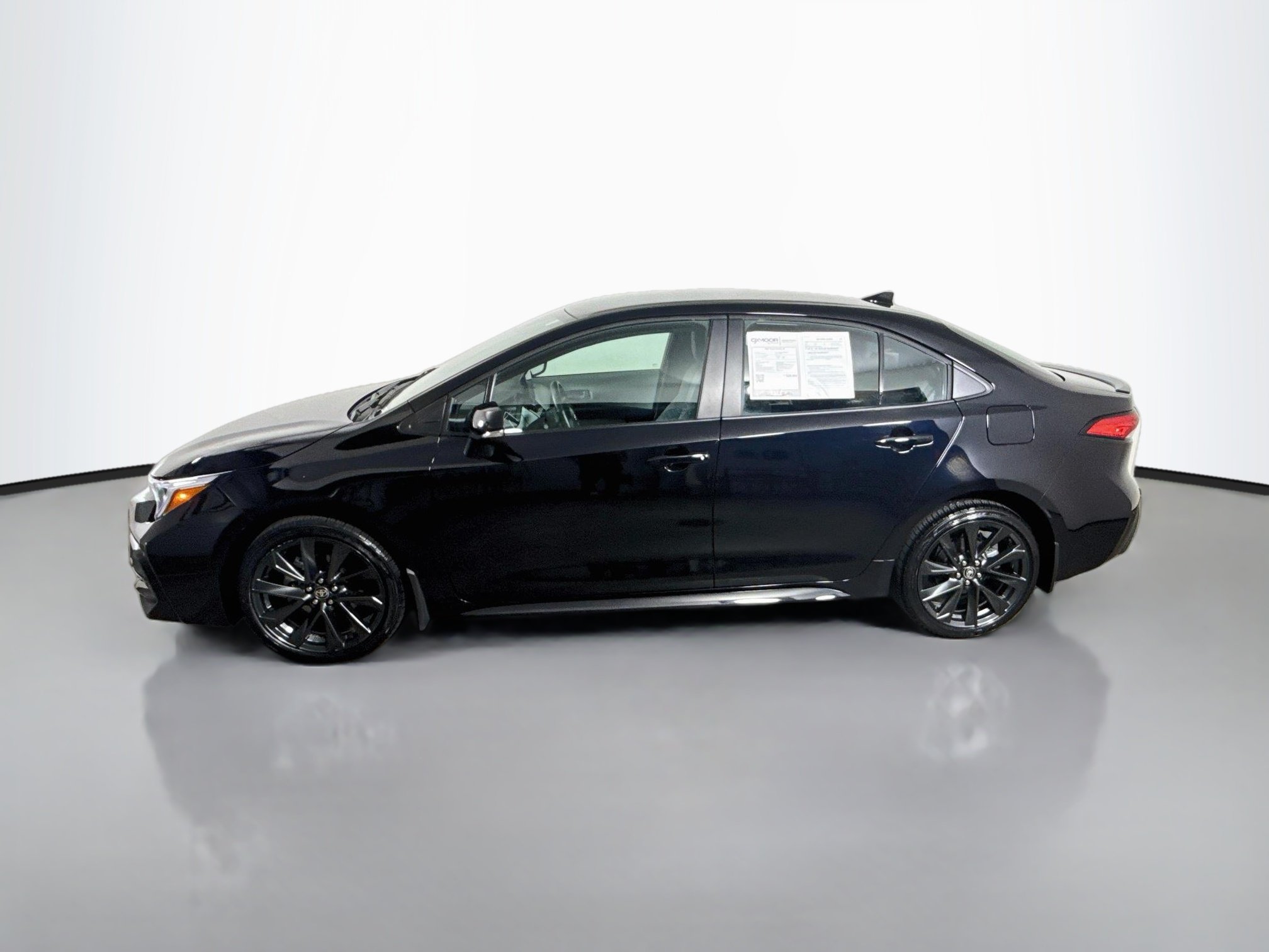 Used 2026 Midnight Black Metallic Toyota SE image 4