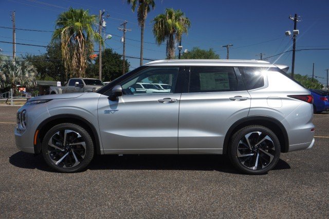 2025 Mitsubishi Outlander Plug-in Hybrid SEL - Photo 13