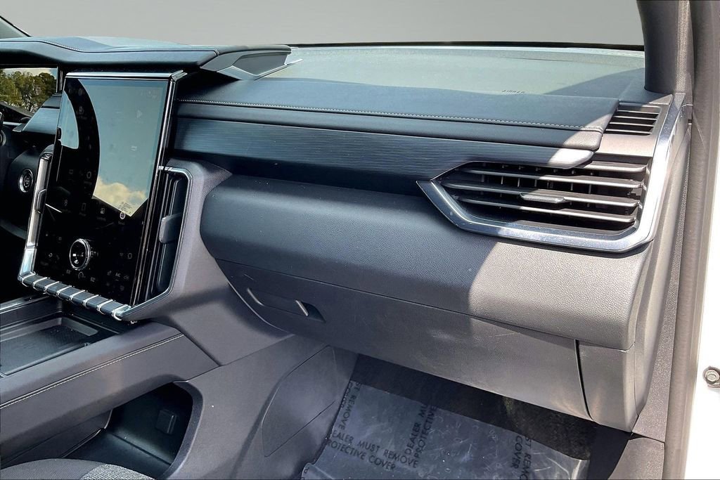 2025 GMC Acadia Elevation - Photo 17