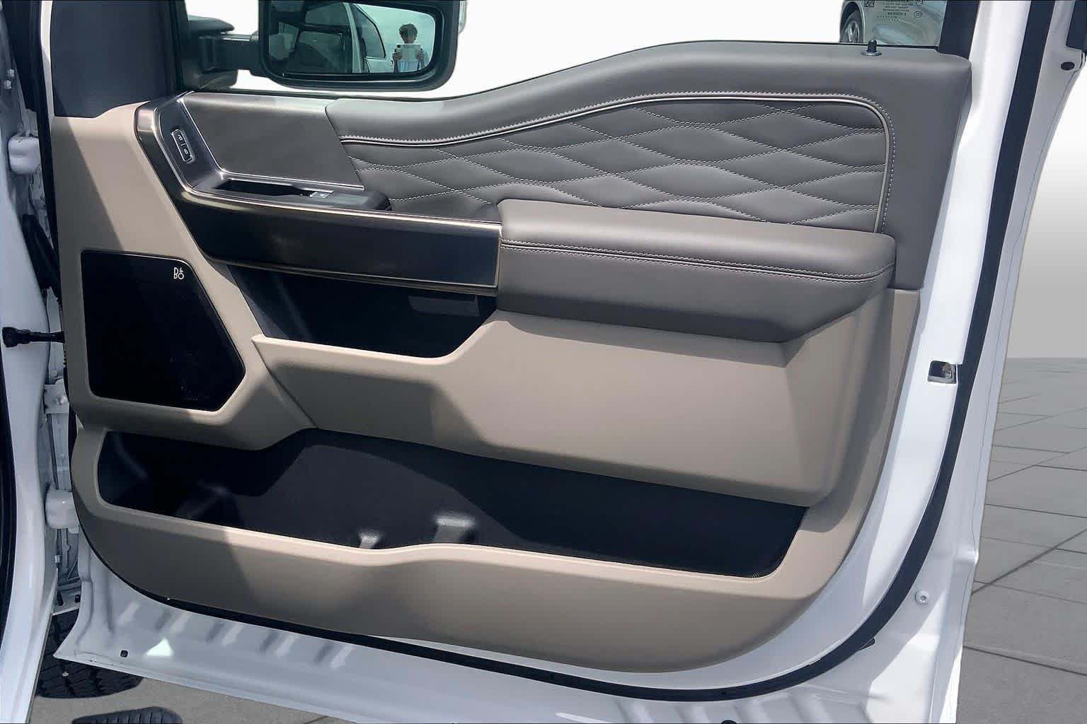 Used 2026 Star White Ford Platinum image 23