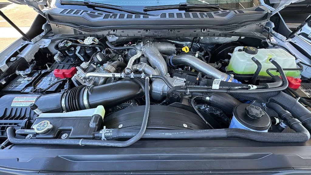 New 2026 Glacier Gray Metallic Tri-Coat Ford F-250® Lariat® image 19