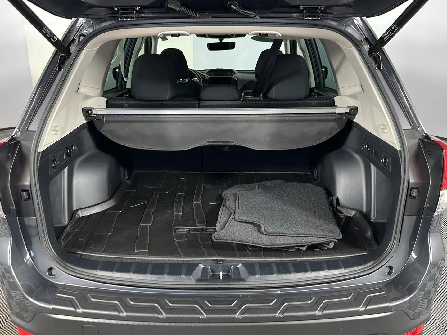 Used 2024 Magnetite Gray Metallic Subaru Premium image 25