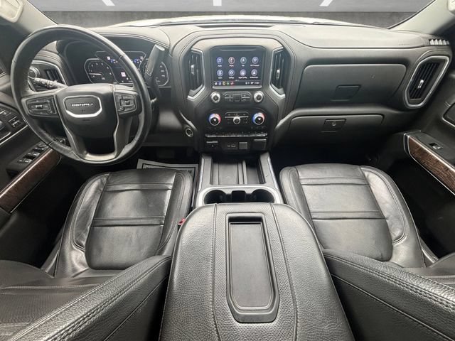Used 2022 White Frost Tricoat GMC Denali image 21