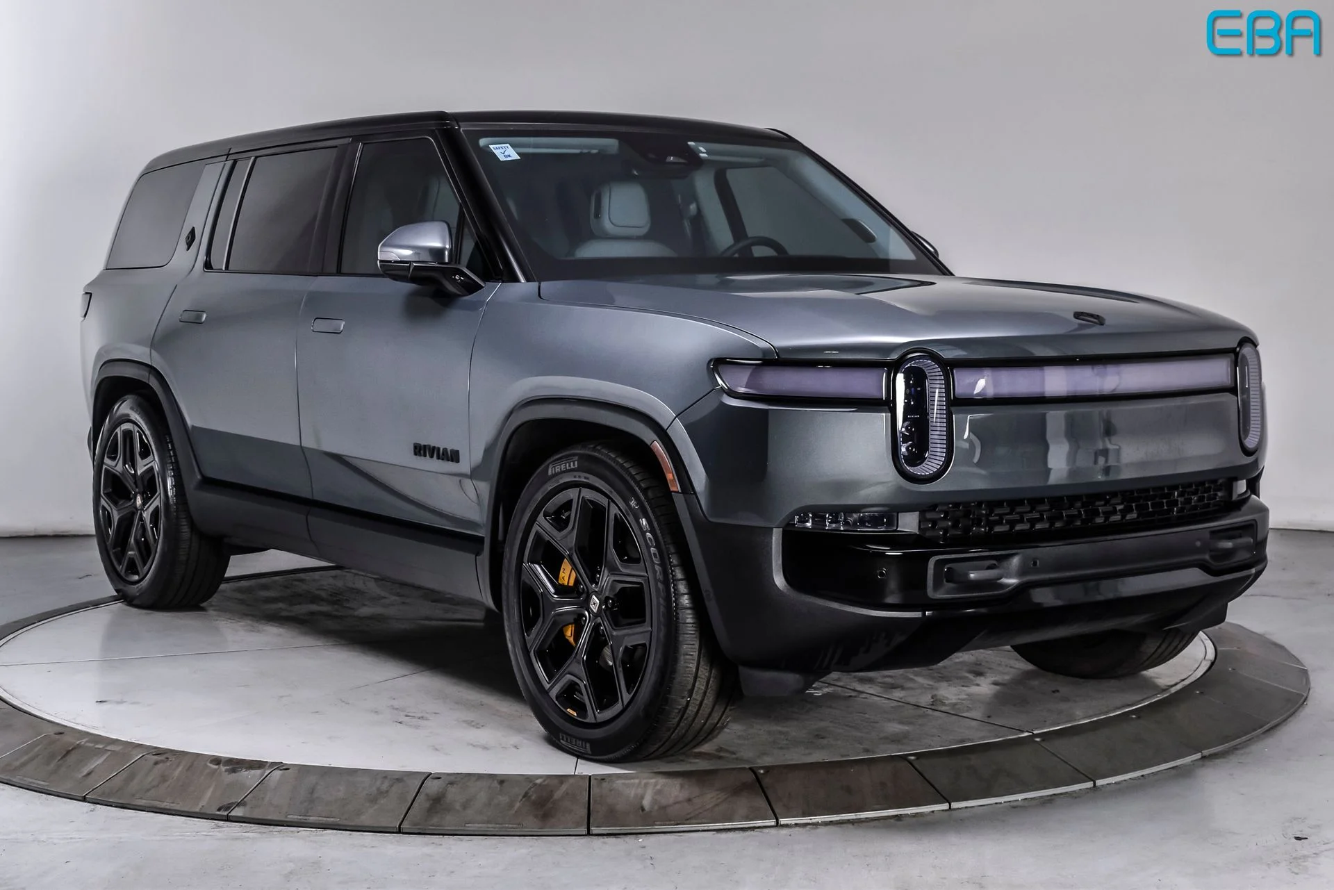 2023 Rivian R1S Adventure Quad-Motor Large Pack's photo