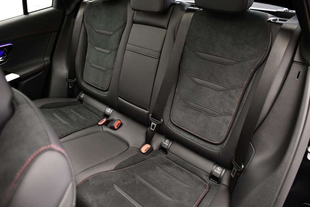 2025 Mercedes-Benz GLC AMG GLC43 - Photo 41