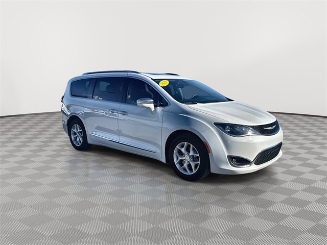 Used 2020 Chrysler Pacifica Limited with VIN 2C4RC1GG5LR285778 for sale in Castle Rock, CO