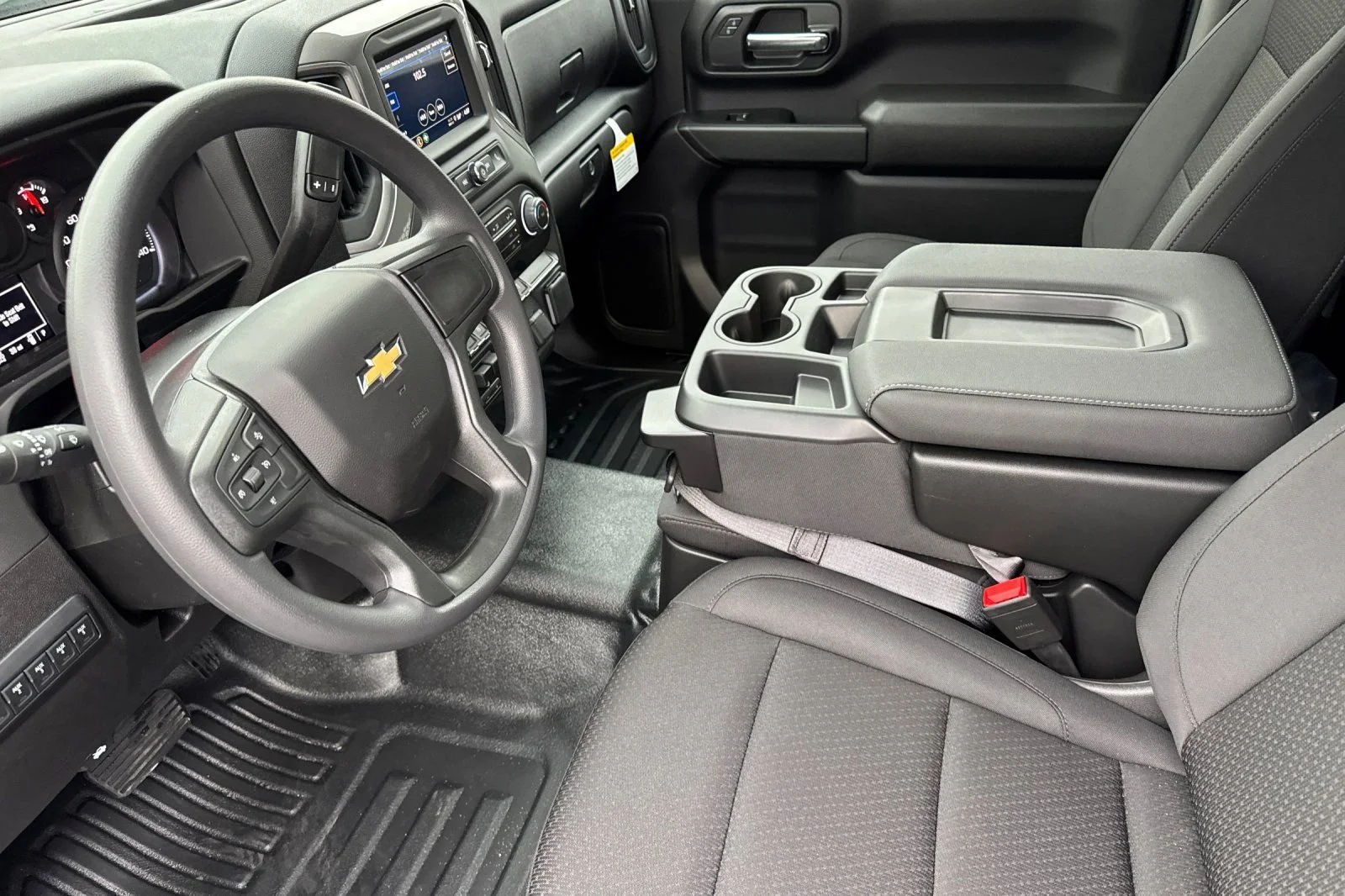2026 Chevrolet Silverado 3500 HD Chassis Cab Work Truck view 9