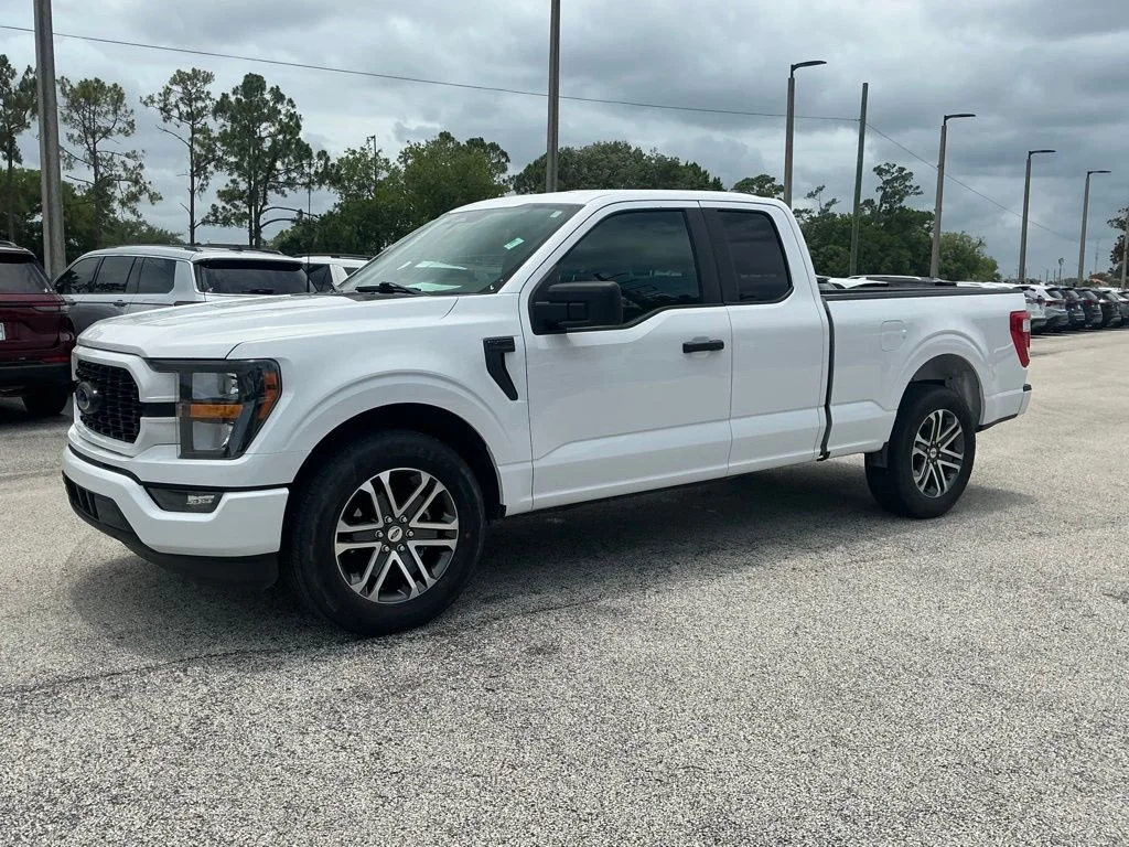 Used 2023 White Ford XL image 2
