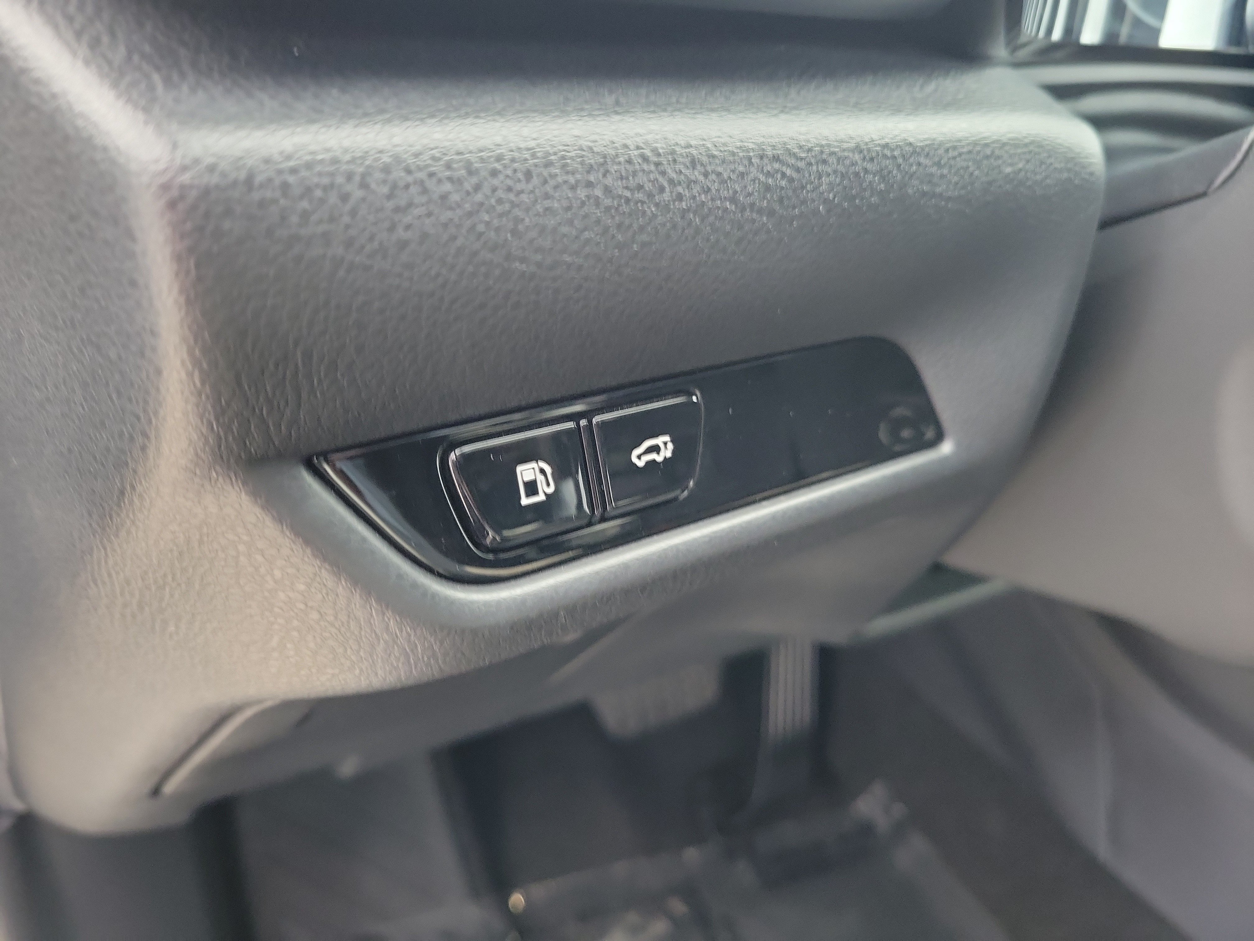 Used 2024 Atomic Silver Lexus NX 250 Premium image 28