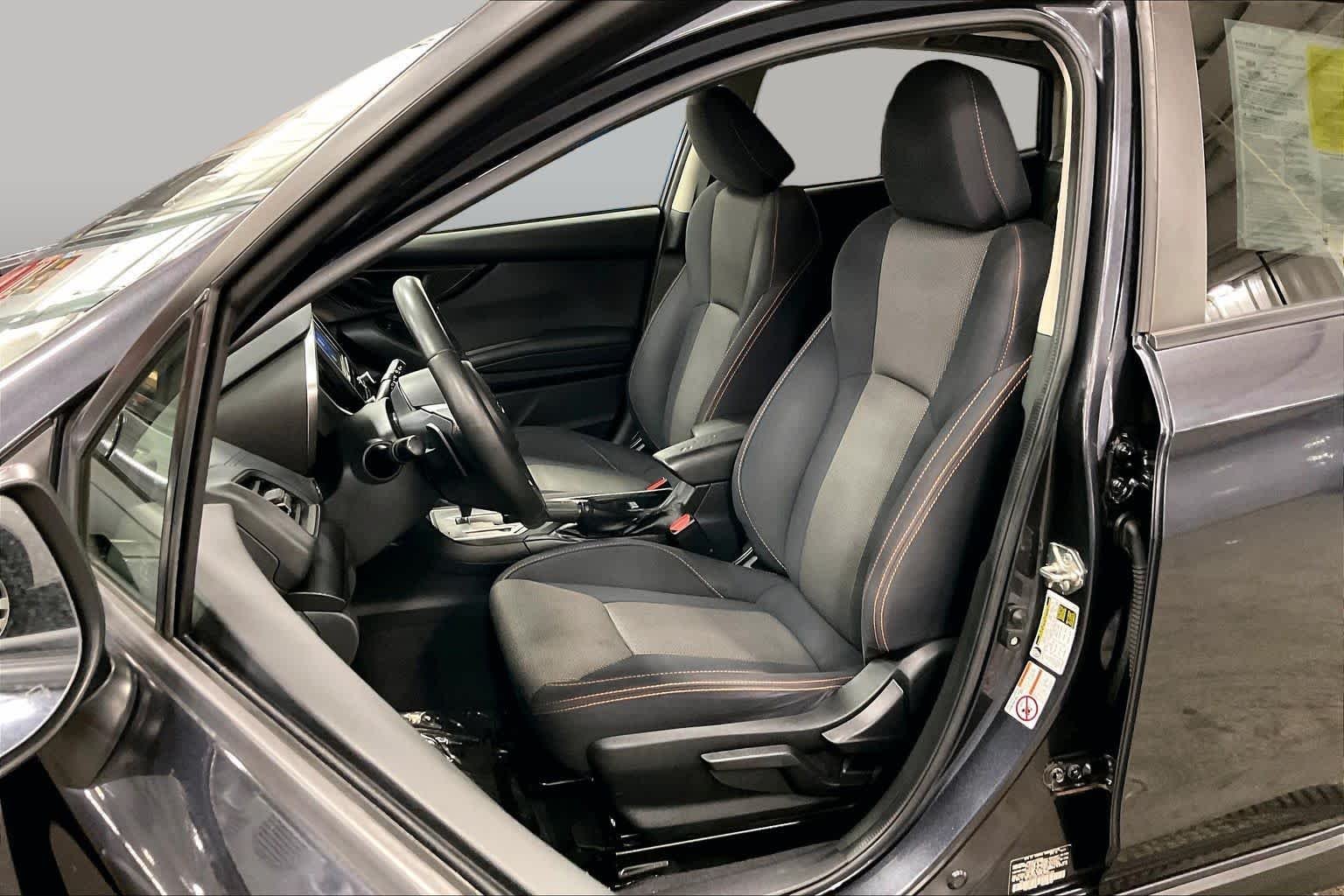Used 2018 Dark Gray Metallic Subaru Premium image 8