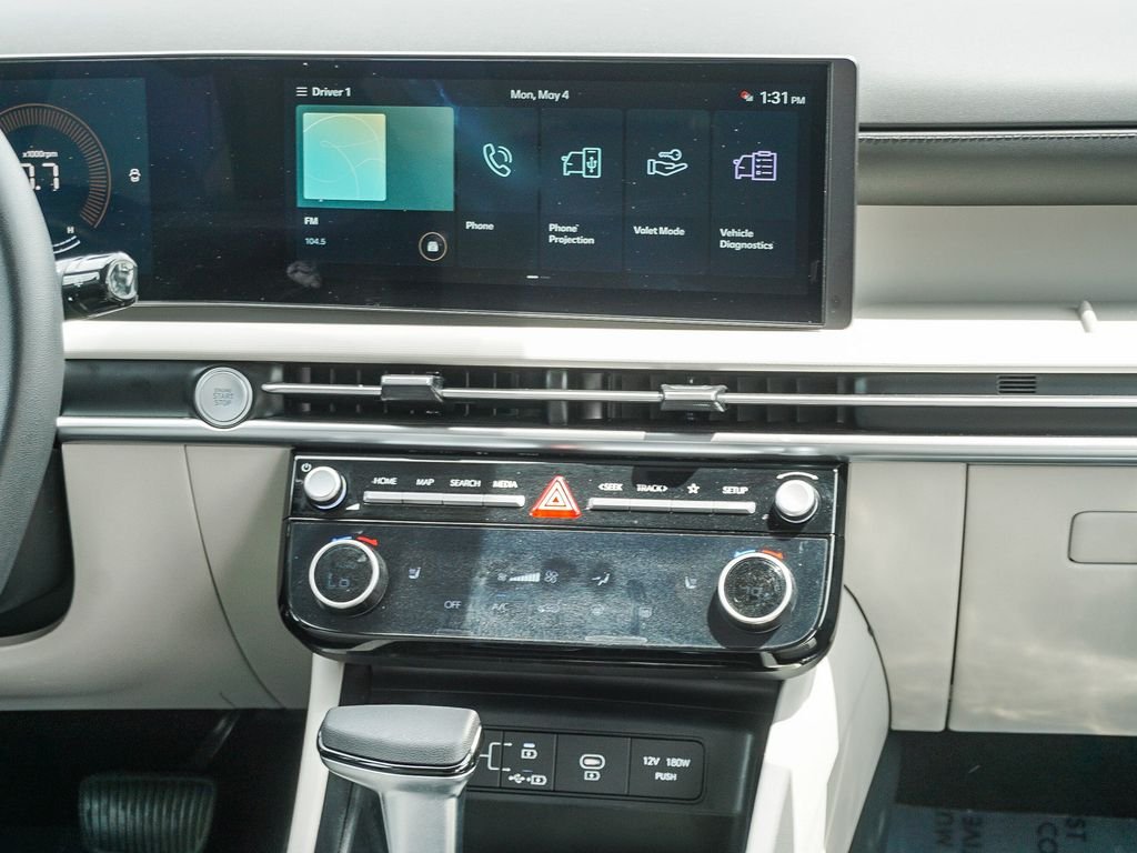 Used 2026 White Hyundai SEL image 16