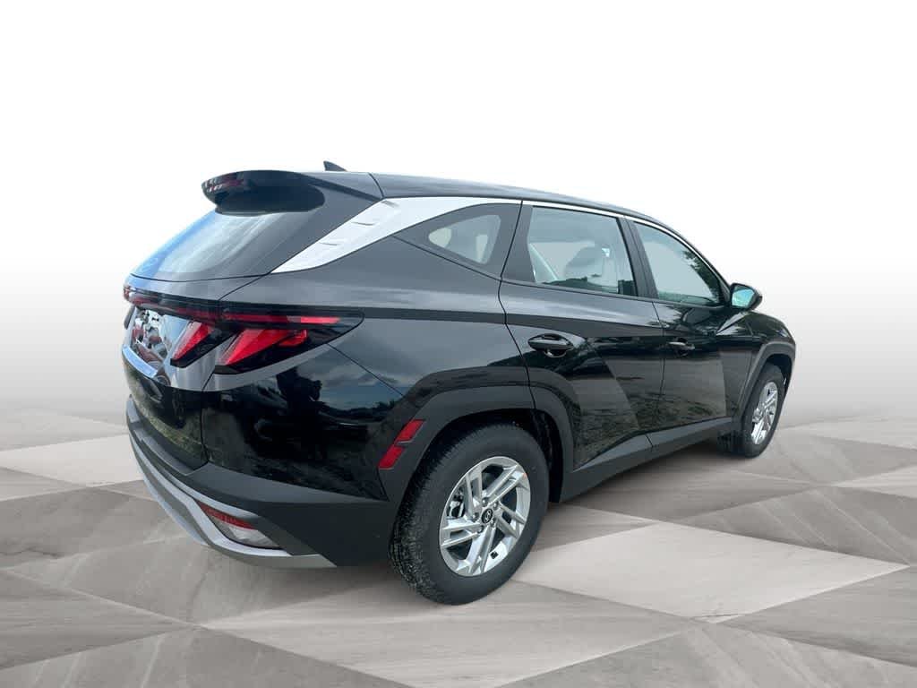 New 2026 Phantom Black Hyundai SE image 8