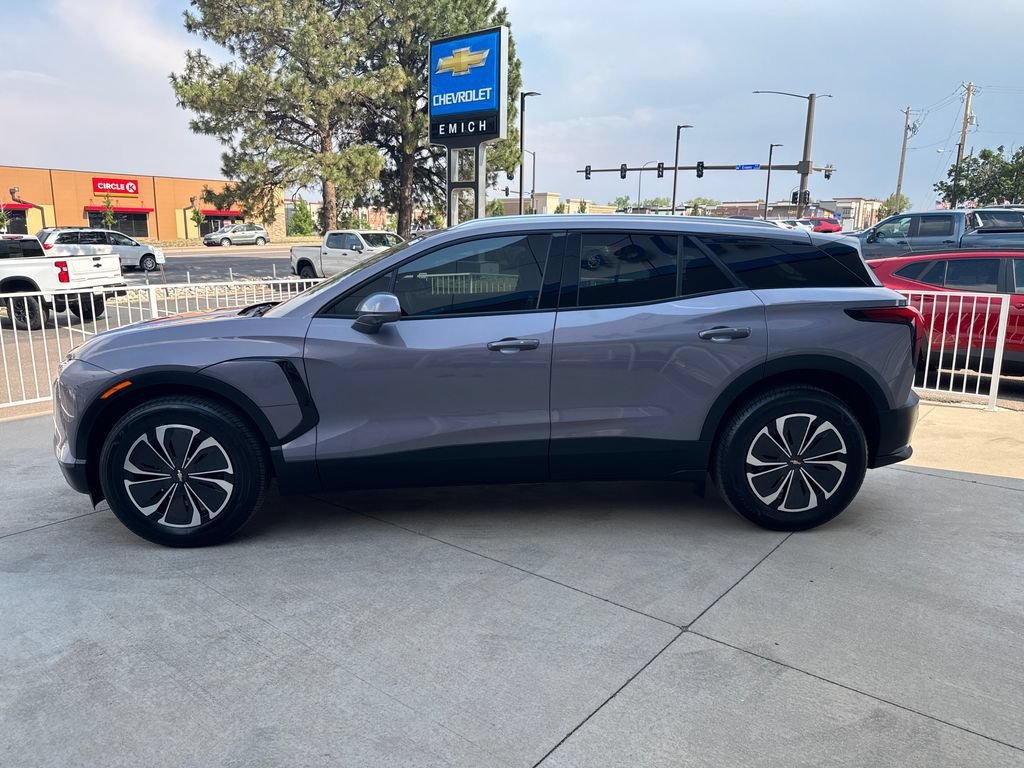 Used 2024 Chevrolet Blazer EV LT with VIN 3GNKDBRJ9RS220674 for sale in Lakewood, CO