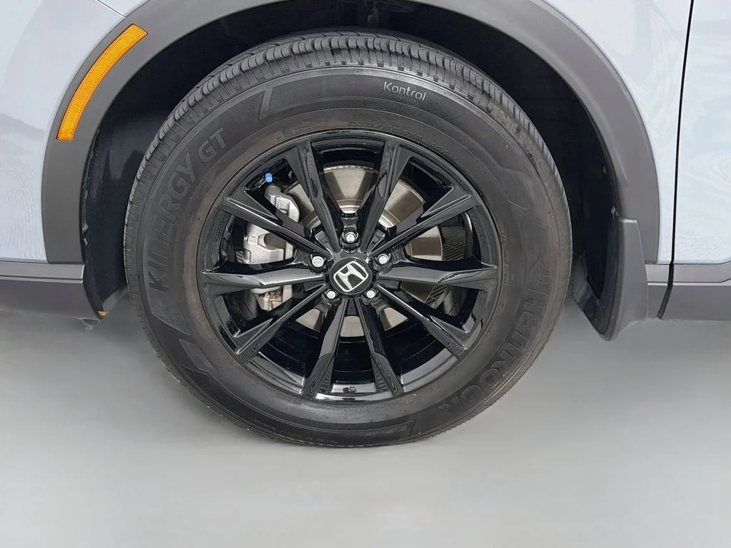 Used 2025  Honda Sport-L image 31
