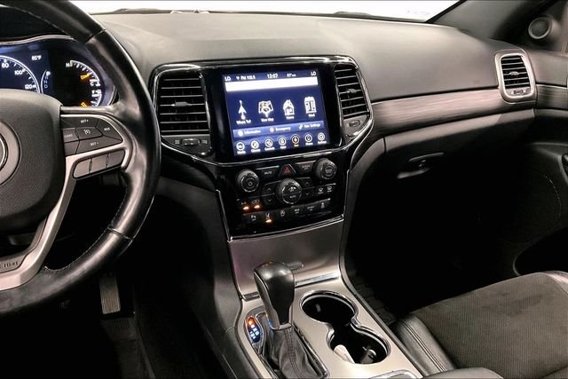 Used 2020 Velvet Red Pearlcoat Jeep Altitude image 7
