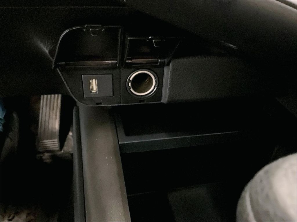 Used 2024 Ice Toyota LE image 26