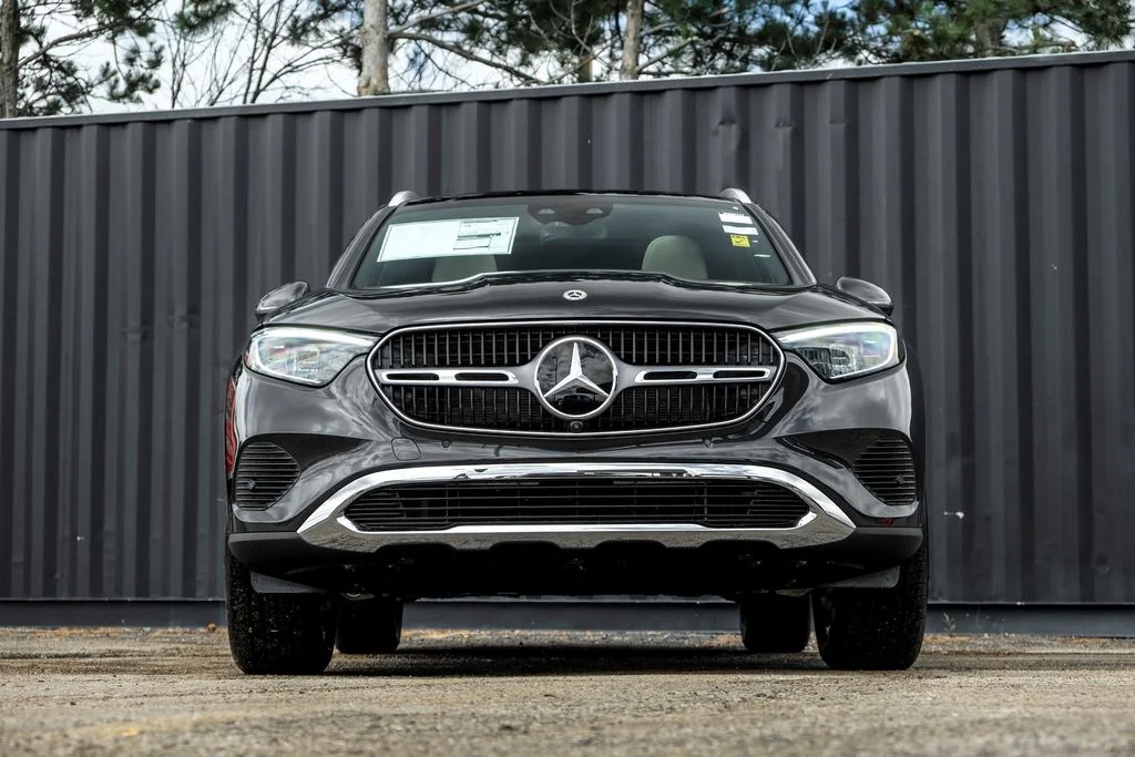 New 2026 Graphite Grey Metallic Mercedes-Benz GLC 300 image 5