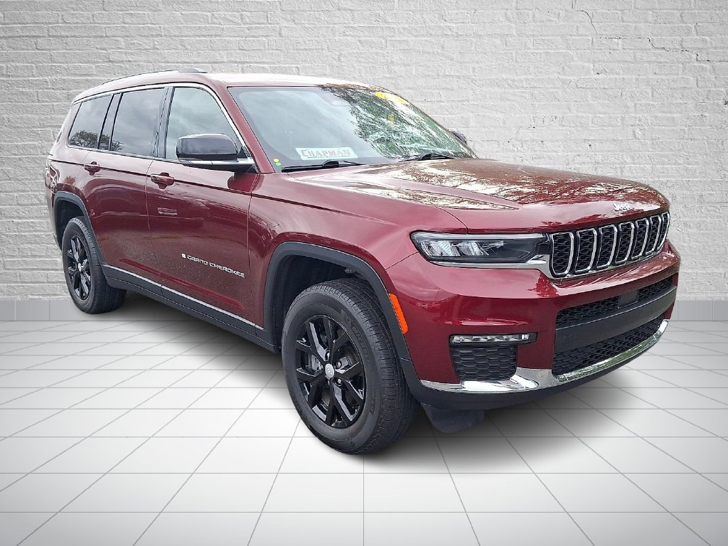 Used 2024 Red Jeep Limited image 3