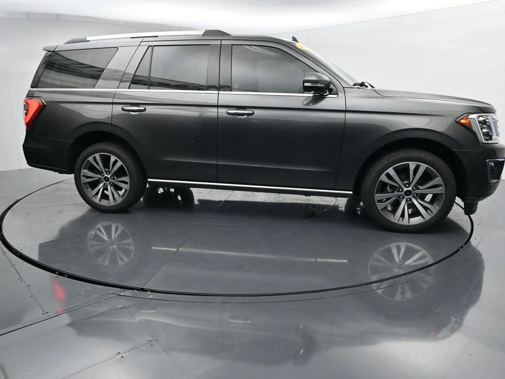 Used 2021 Gray Ford Limited image 9