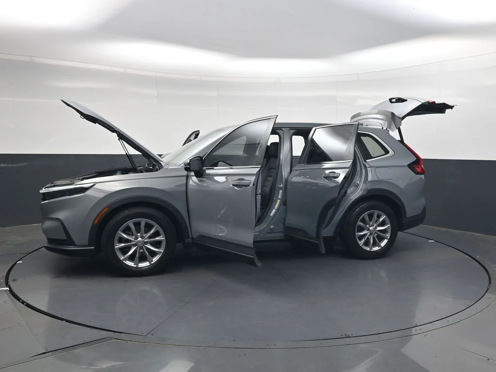 Used 2023  Honda EX-L image 49