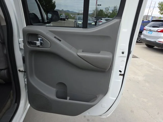 Used 2017 White Nissan SV image 20