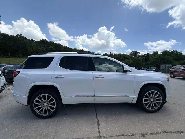 Used 2022 White GMC Denali image 7