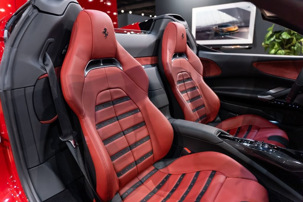 Certified Used 2022 Rosso Mugello Ferrari Base image 42