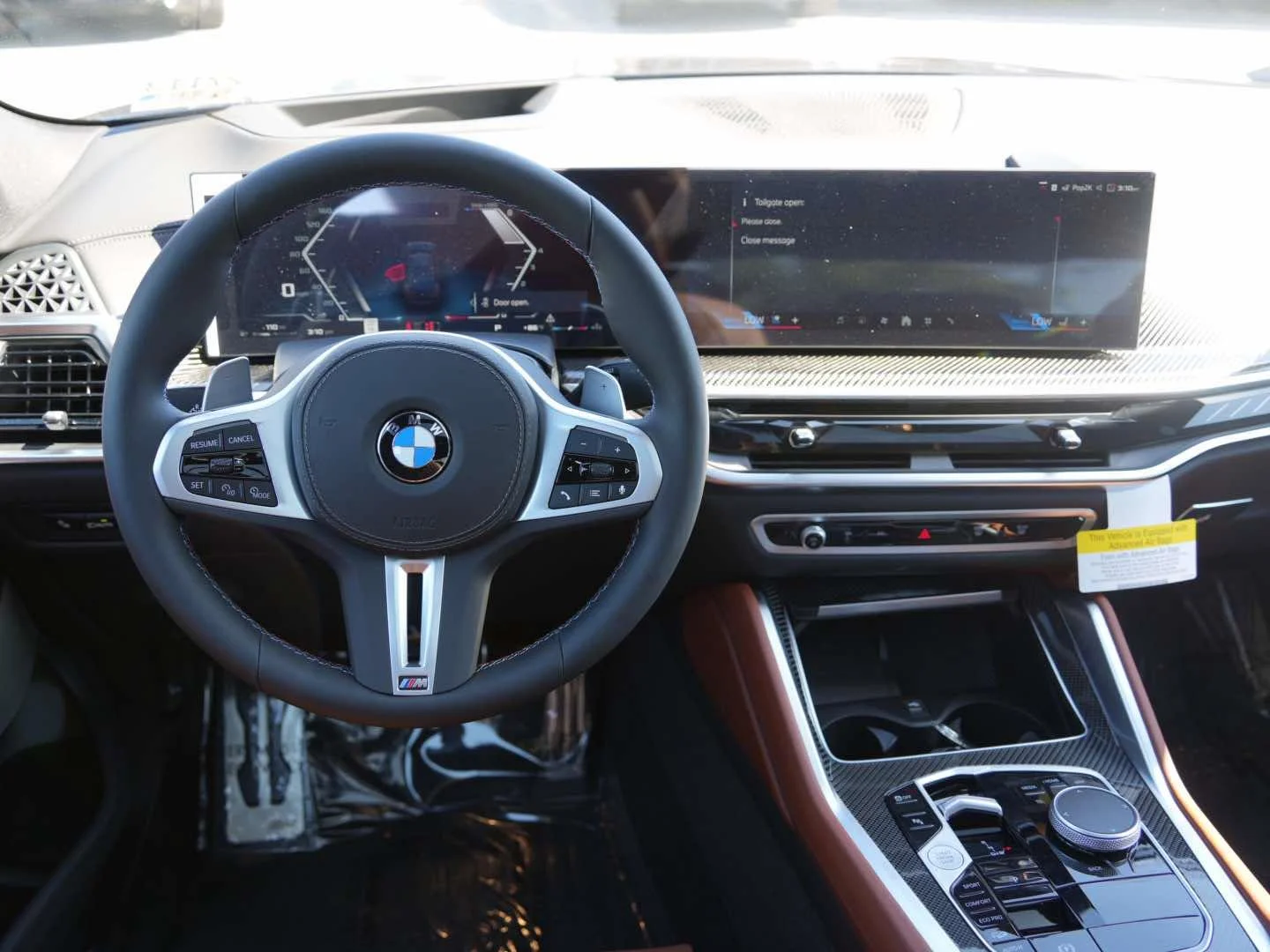 New 2027 Carbon Black Metallic BMW M60i image 7