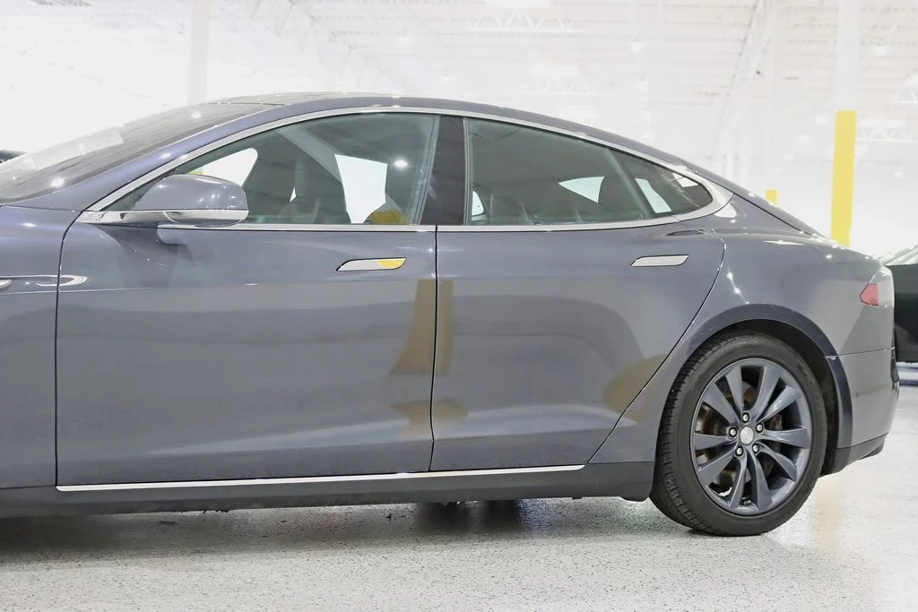 2015 Tesla Model S 85D