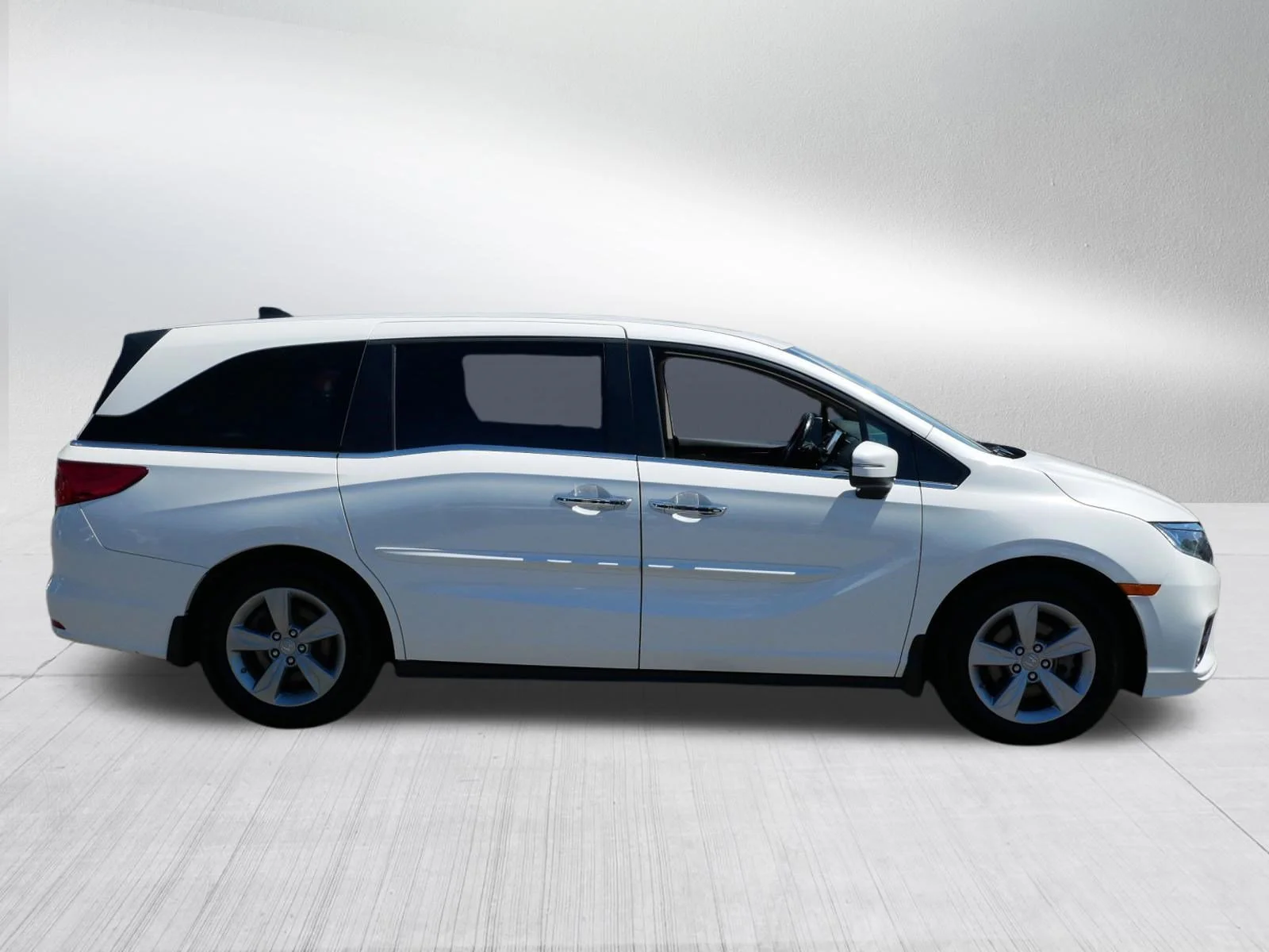2019 Honda Odyssey EX-L - Photo 8