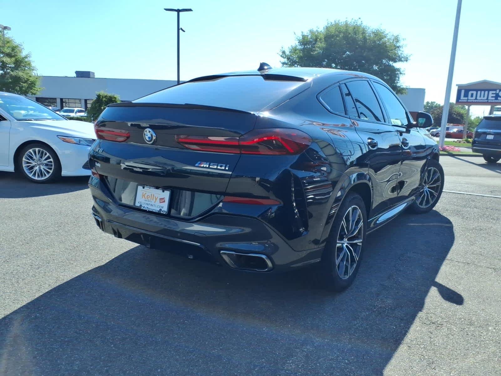 Used 2021 Black Sapphire Metallic BMW M50i image 5