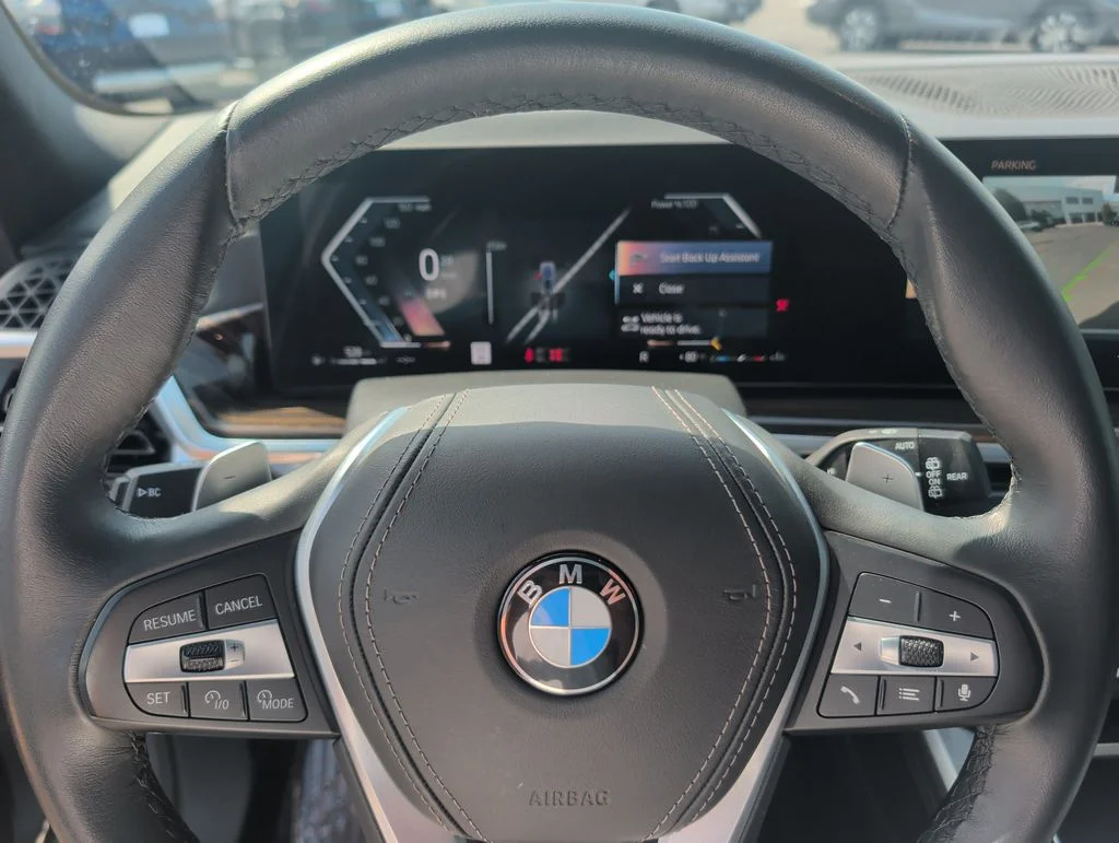 Used 2026 Gray BMW xDrive40i image 27