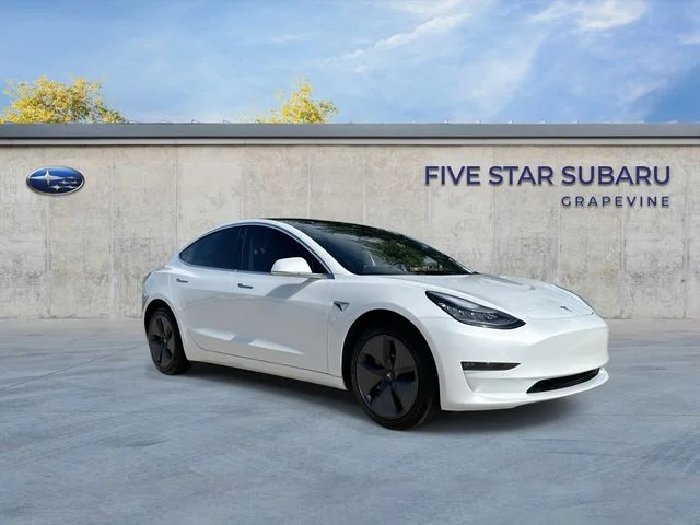 2019 Tesla Model 3 Standard Range Plus's photo
