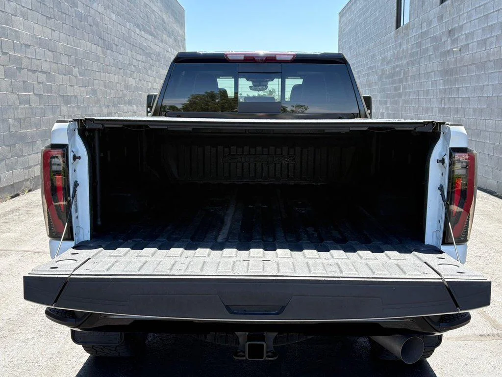 2024 GMC Sierra 2500HD AT4X - Photo 23