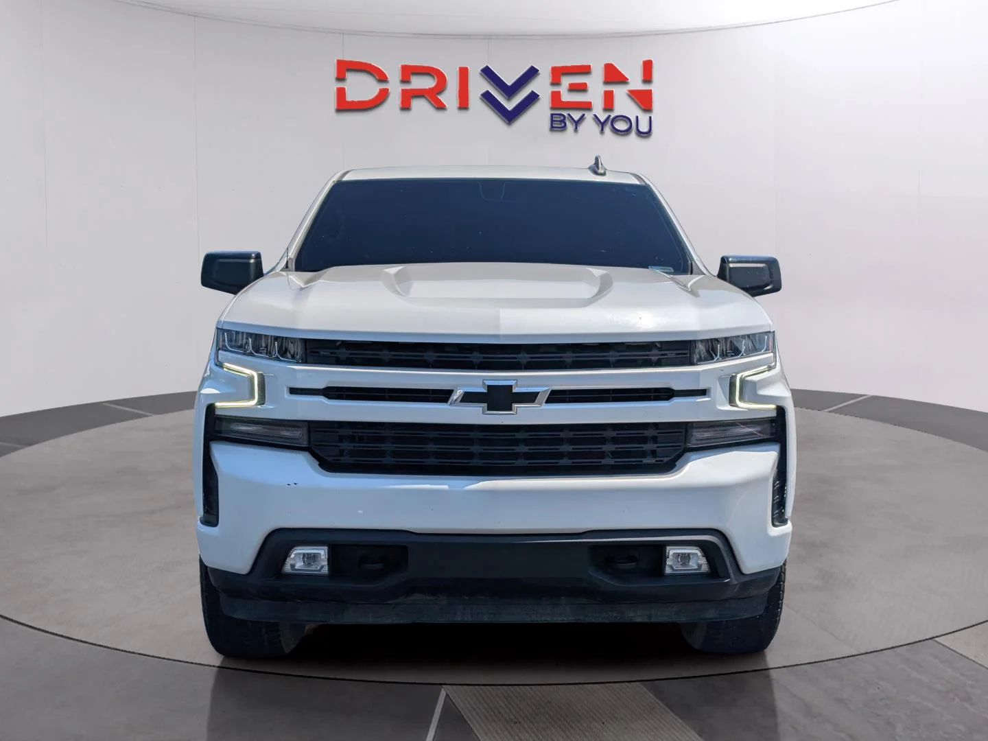 Used 2022 Iridescent Pearl Tricoat Chevrolet RST image 8