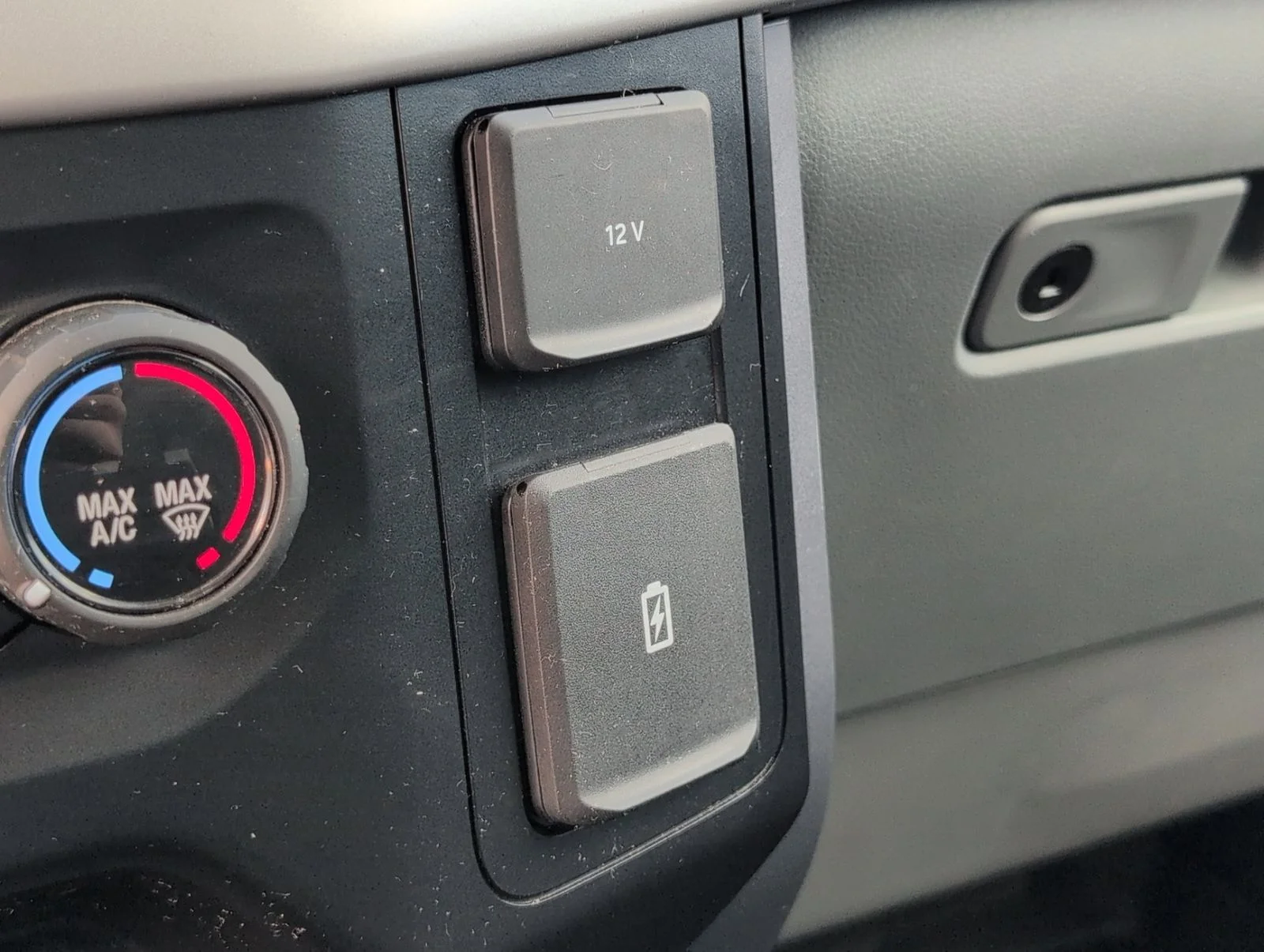 Used 2023 Gray Ford XLT image 21
