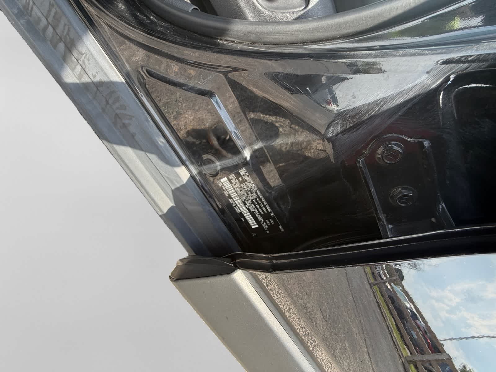 Used 2025 Midnight Black Metallic Toyota XLE image 25