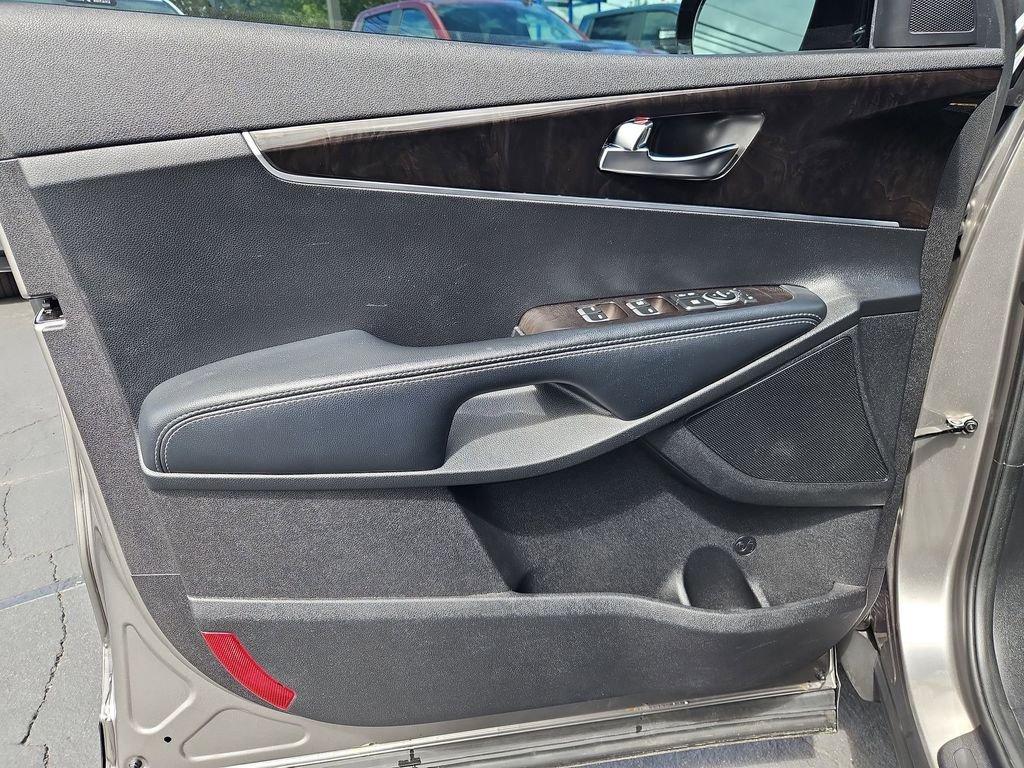 Used 2017 Titanium Silver Kia LX image 10