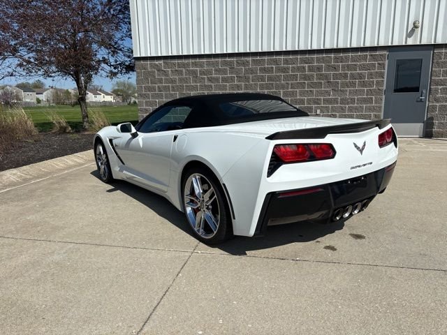 Used 2019 White Chevrolet Stingray Z51 image 7