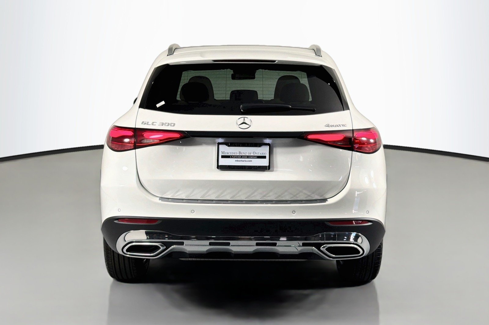 New 2026 Polar White Mercedes-Benz GLC 300 4MATIC® SUV image 3