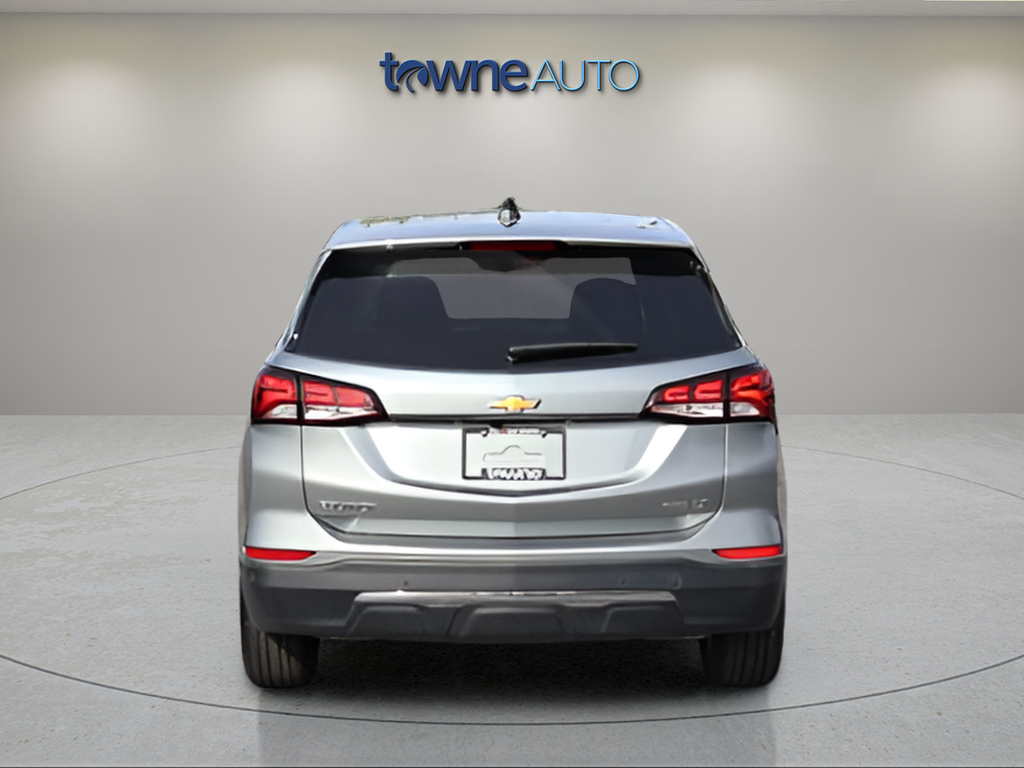 Used 2024 Gray Chevrolet LT image 4