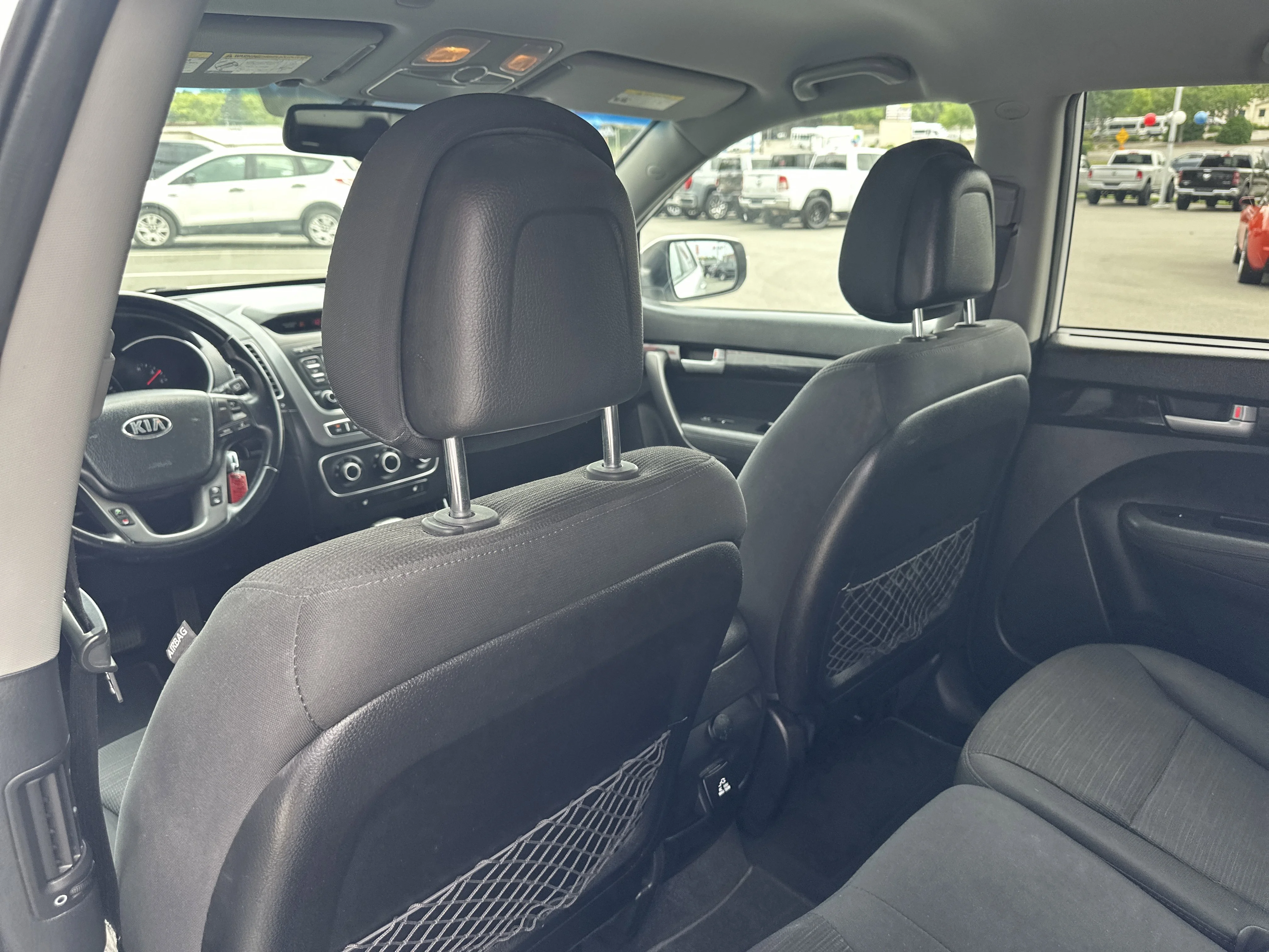 Used 2015 Snow White Pearl Kia LX image 20