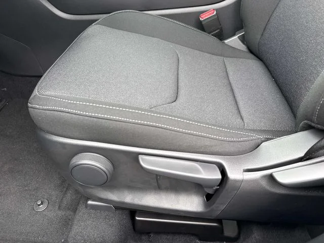 New 2026 Rhodium White Metallic Mazda 2.5 S AWD image 24