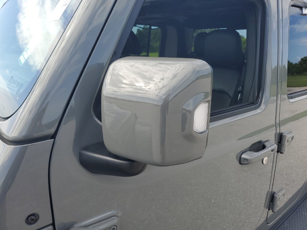Used 2022 Gray Jeep Overland image 19